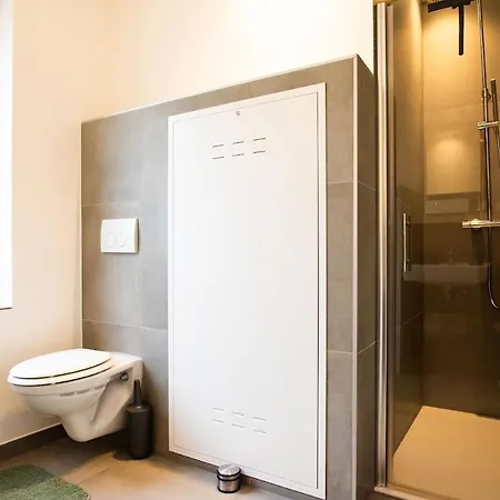 Schoene, Zentrale Fuer 4 Personen * 奥格斯堡